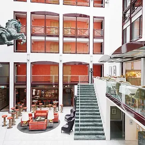 Living Grosser Kurfuerst Otel Berlin